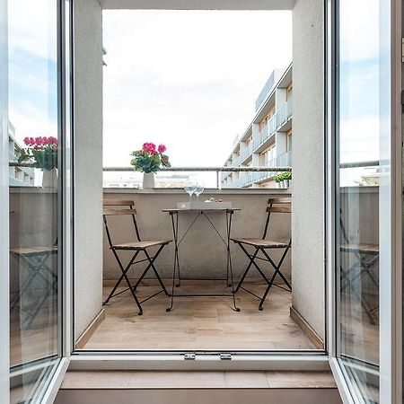Poznanska P&O Apartments Варшава Екстериор снимка
